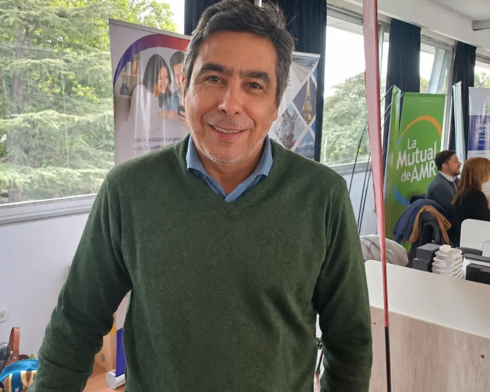 Daniel Castañares (Secretario)